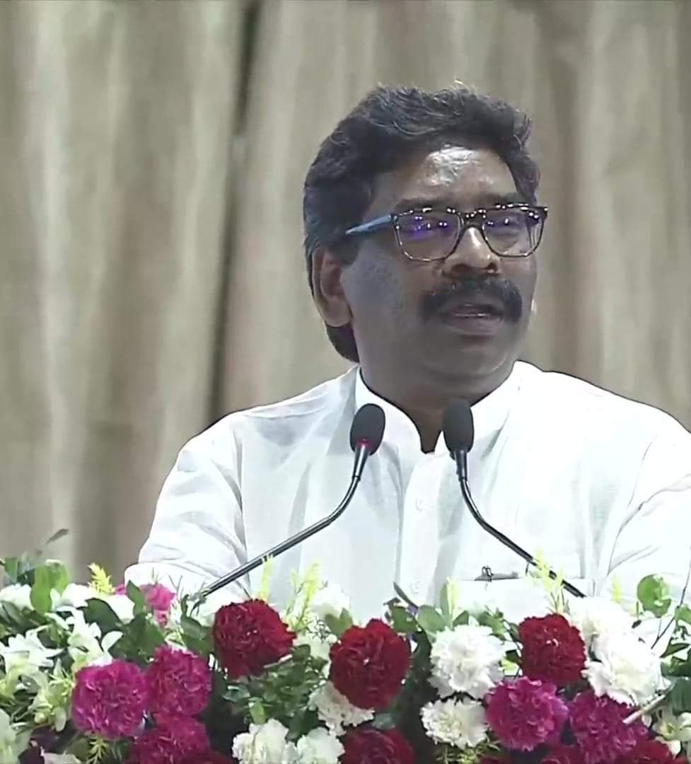 झारखंड के मुख्यमंत्री को बड़ी राहत, सुप्रीम कोर्ट ने लगाई मनी लांड्रिंग केस की सुनवाई पर रोक