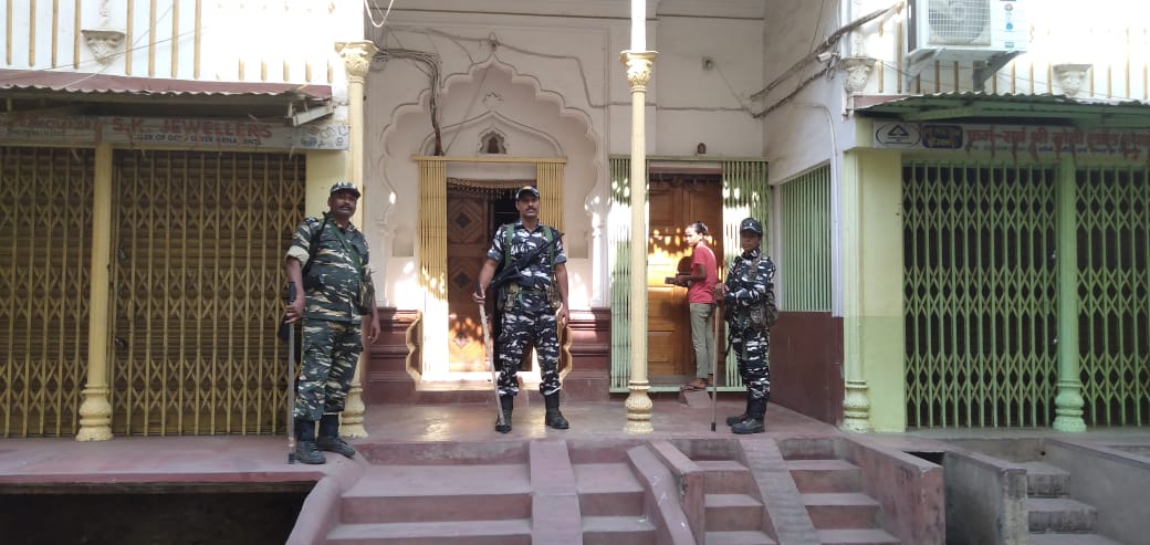 मुख्यमंत्री के विधायक प्रतिनिधि पंकज मिश्रा समेत कई व्यवसायियों के ठिकानों पर ईडी का छापा