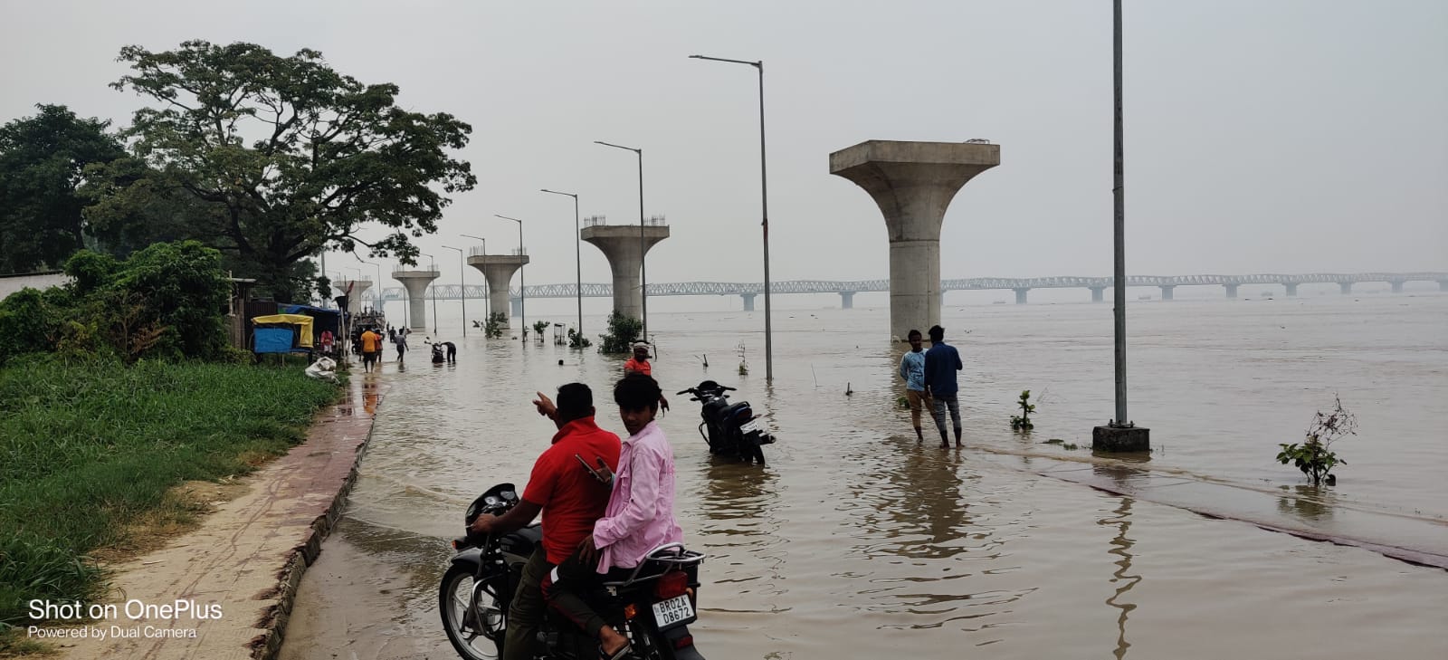गंगा पथ वे पर जलजमाव समाप्त करवाए  अनुमंडल प्रशासन - आम आदमी पार्टी
