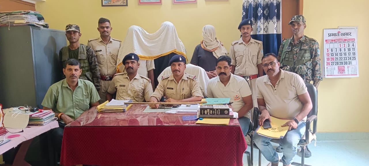 हत्या कर शव को फेंका कुआं में, पुलिस ने तीन अभियुक्त को किया गिरफ्तार