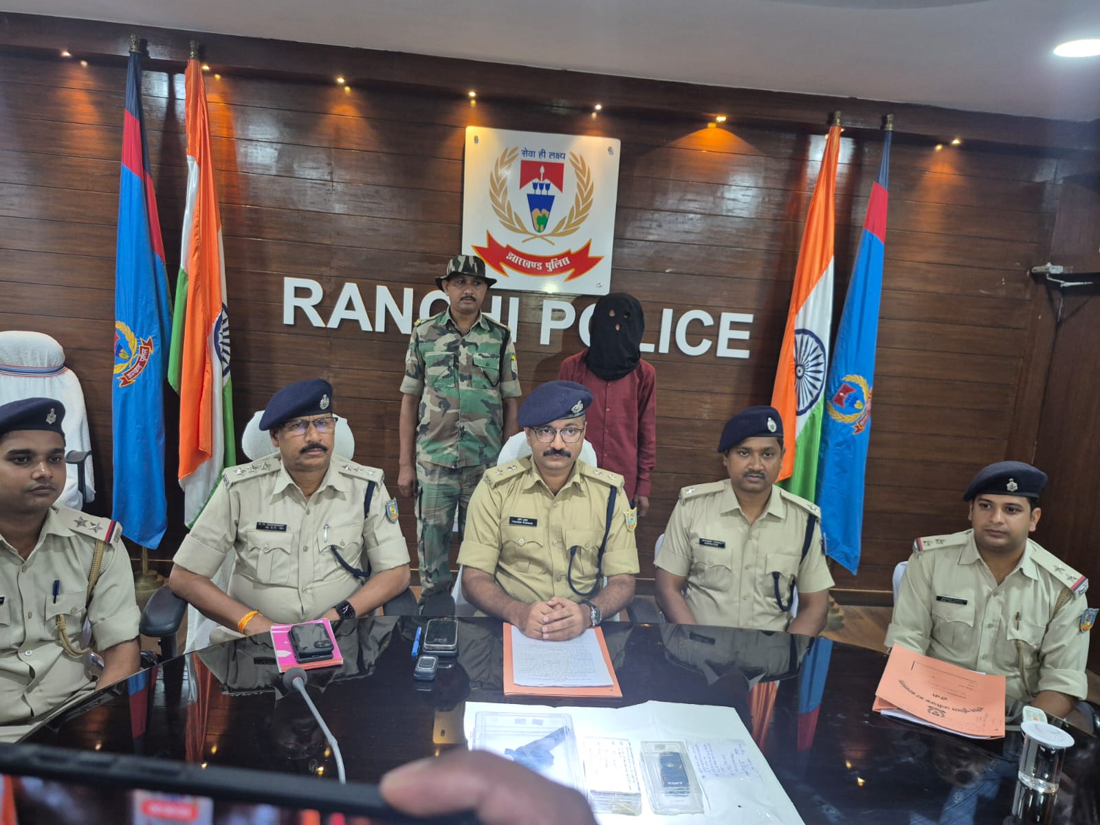 खलारी पुलिस गश्ती दल पर फायरिंग, अन्तर्राज्यीय अपराधी गिरोह का एक सदस्य गिरफ्तार