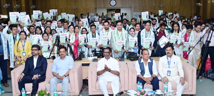 सीएम हेमंत सोरेन ने 170 डॉक्टरों को दिया नियुक्ति पत्र, बोले- अंतिम आदमी तक पहुंचे बेहतर स्वास्थ्य सुविधा